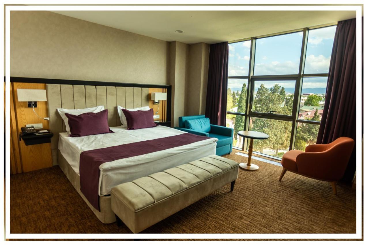 Premium Hotel Гянджа Экстерьер фото
