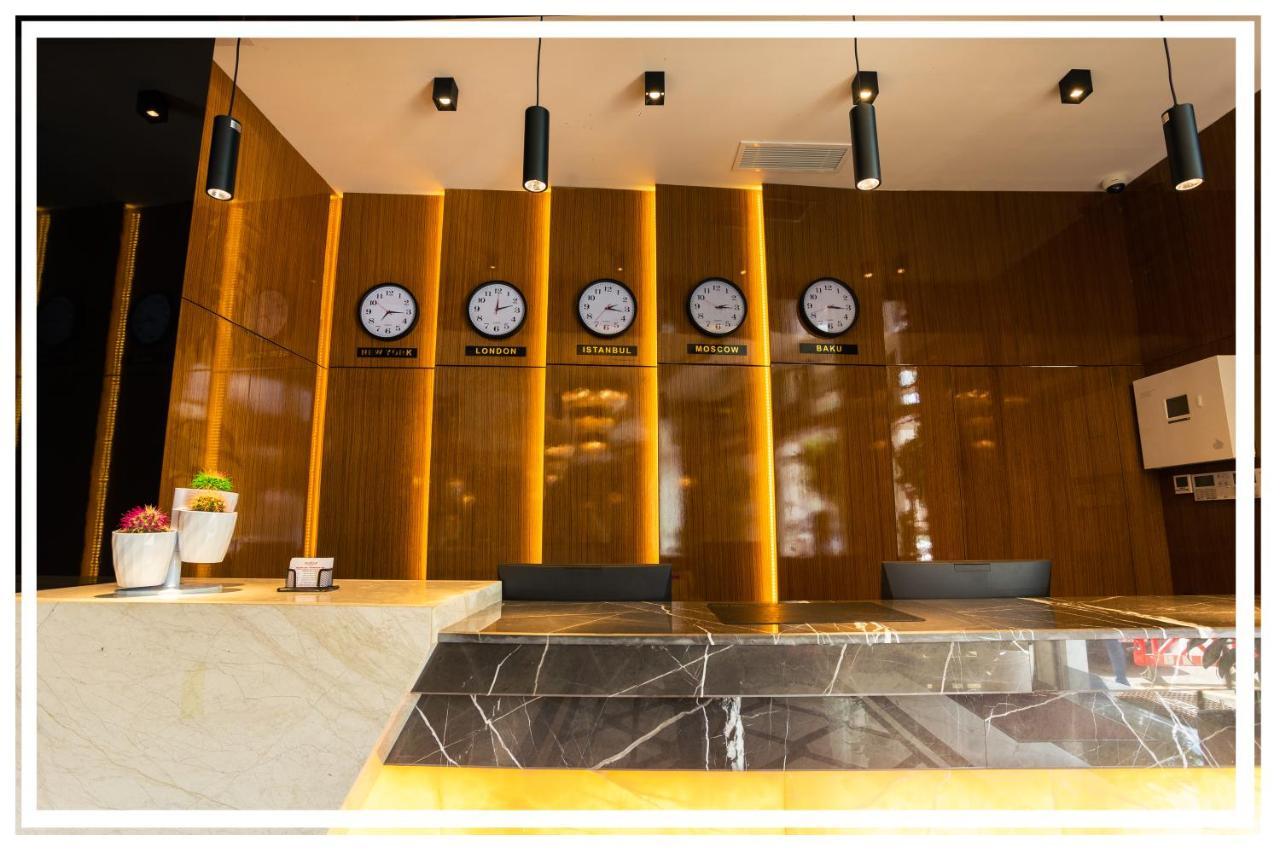 Premium Hotel Гянджа Экстерьер фото