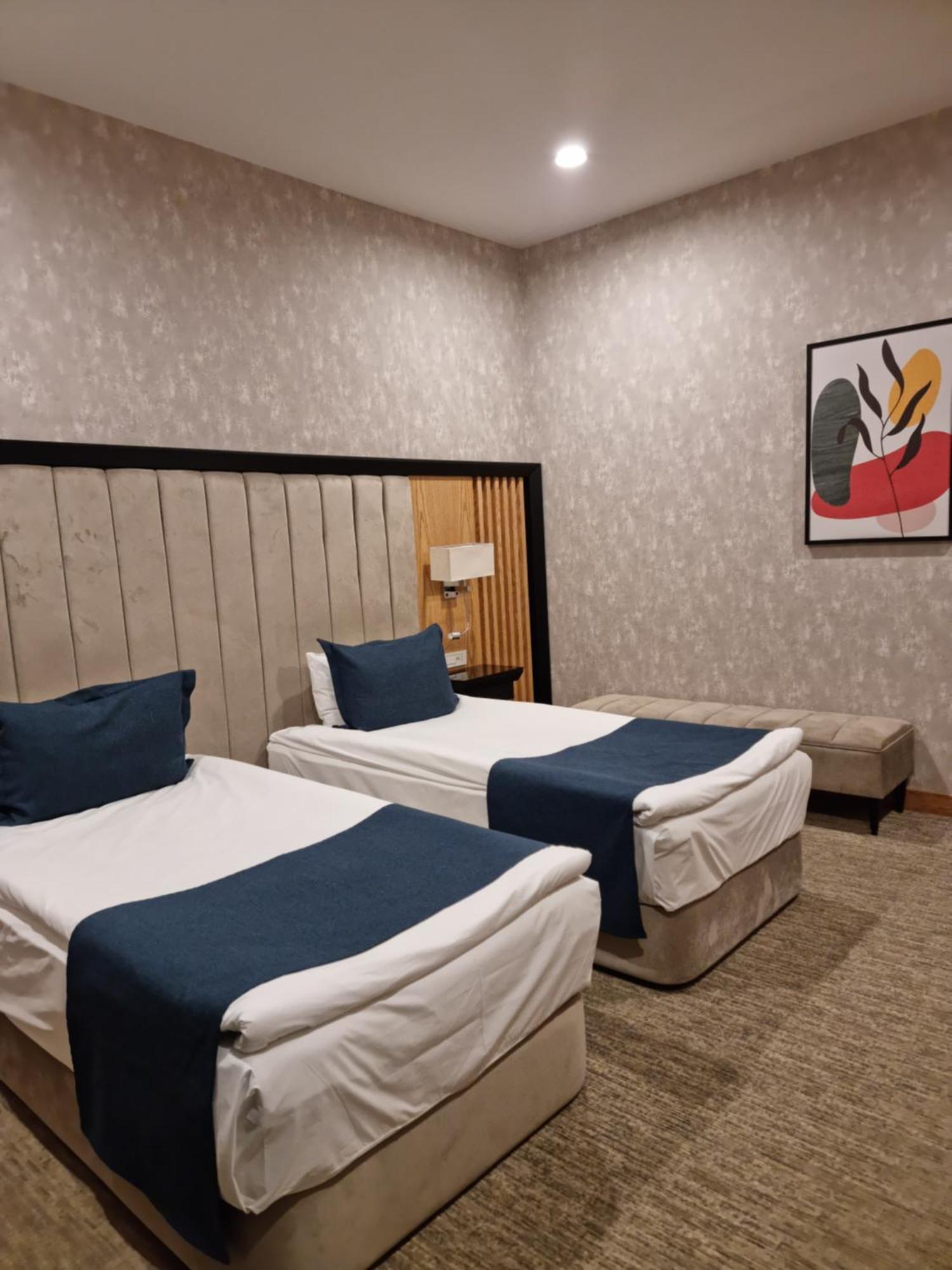 Premium Hotel Гянджа Экстерьер фото