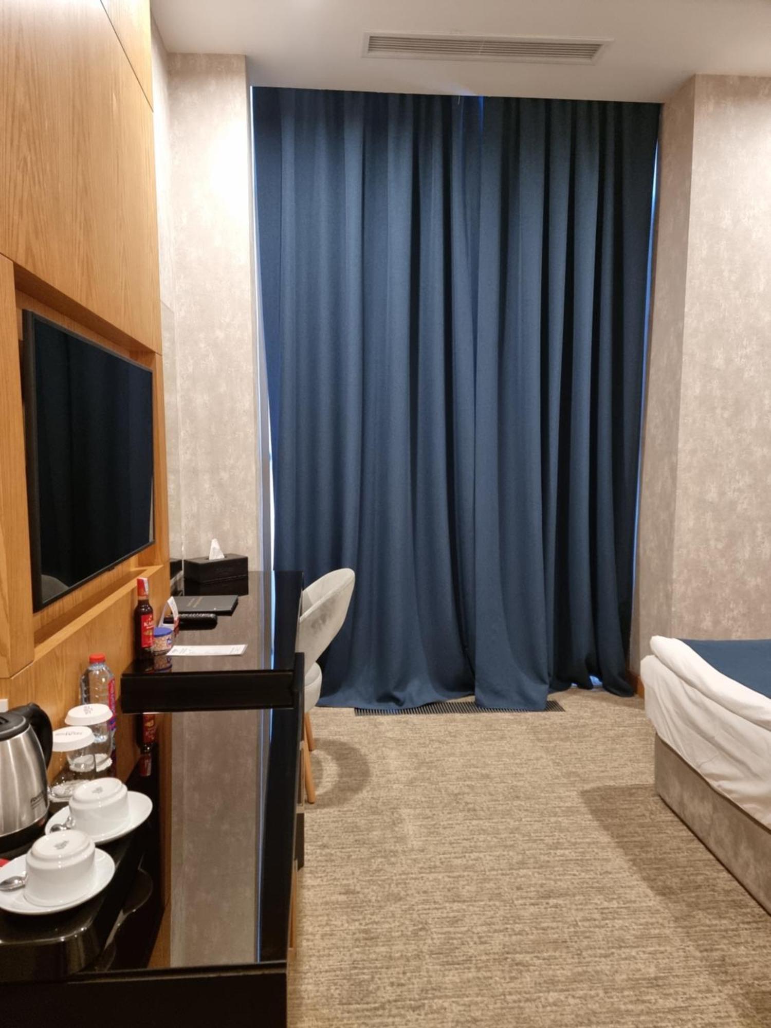 Premium Hotel Гянджа Экстерьер фото